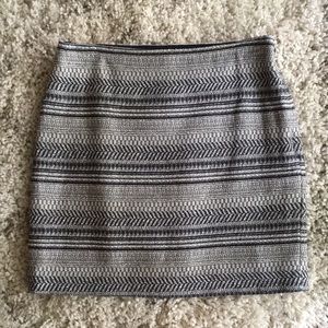 Banana Republic Woven Blue & White Skirt